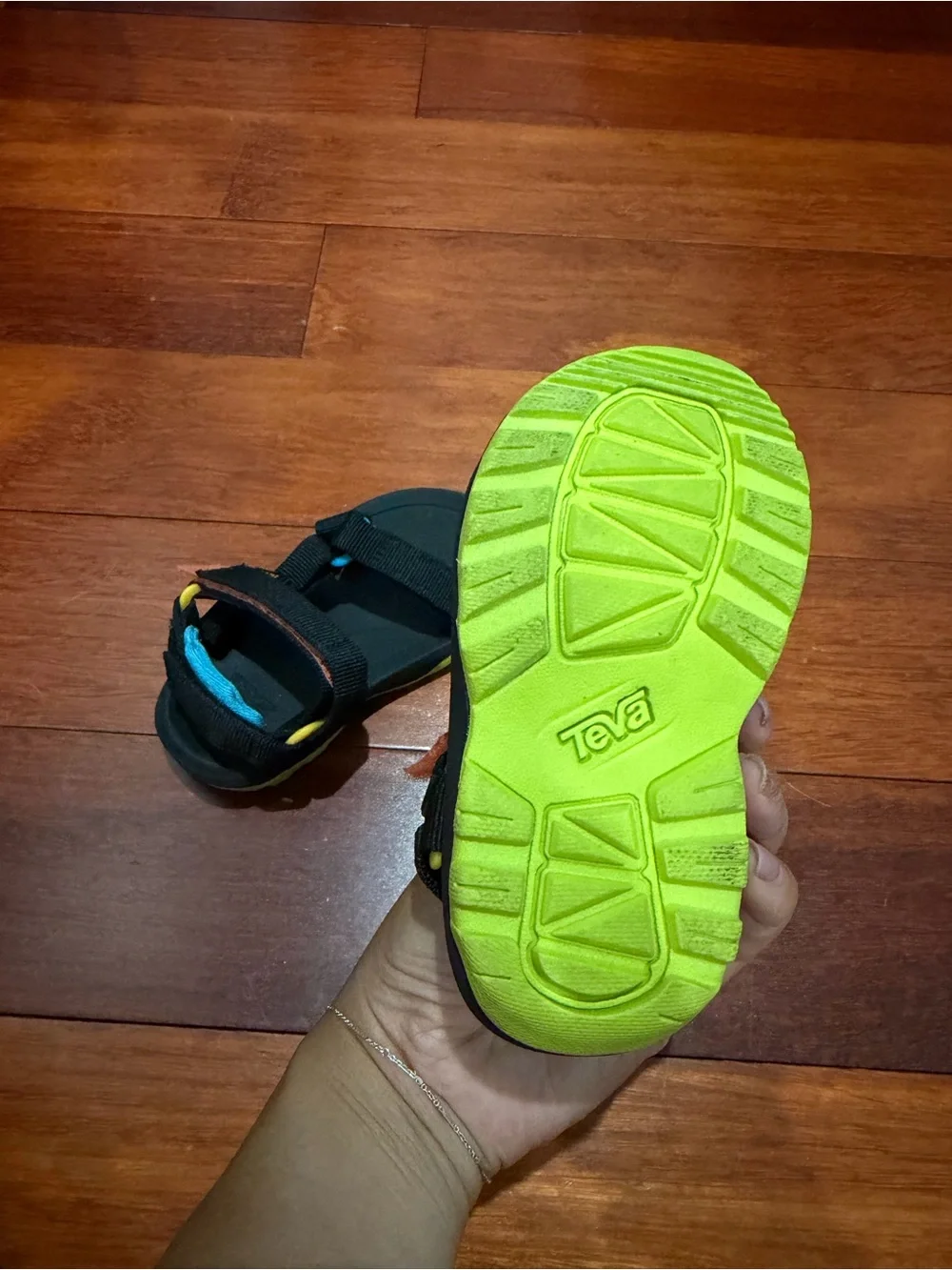 Teva like new